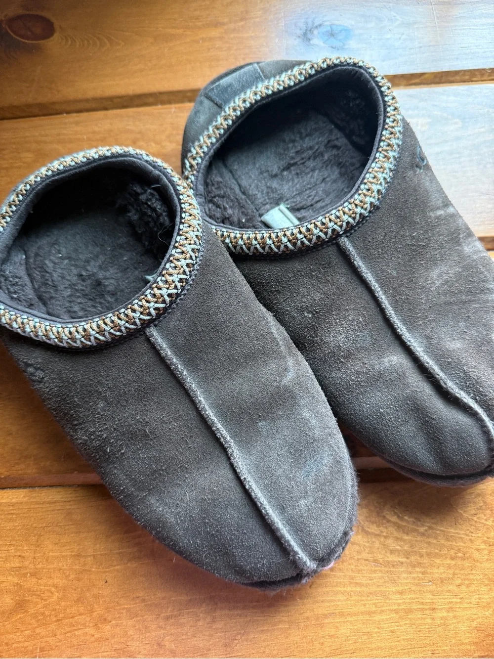 Boys Ugg Slippers